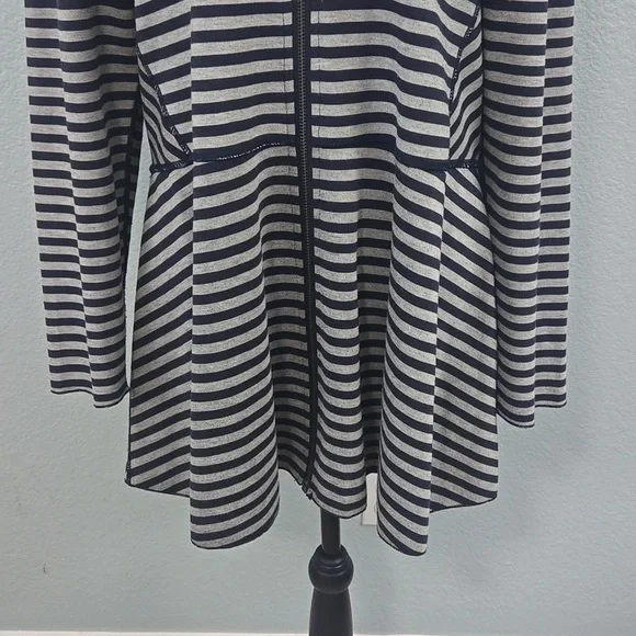 SOFT SURROUNDINGS Althea Reversible Striped Peplum Navy Gray Zip Up Jacket Sz XL - Picture 6 of 14